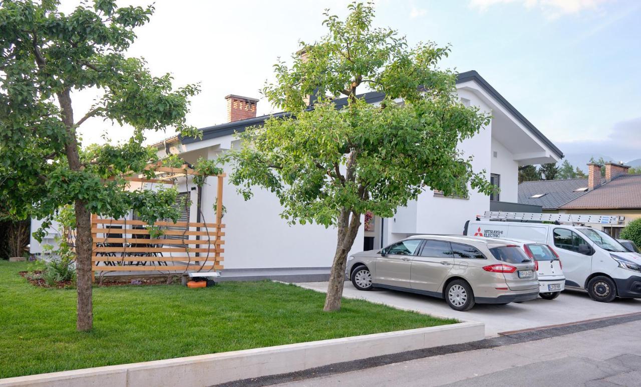 רדובליצ'ה Apartma La Casa מראה חיצוני תמונה